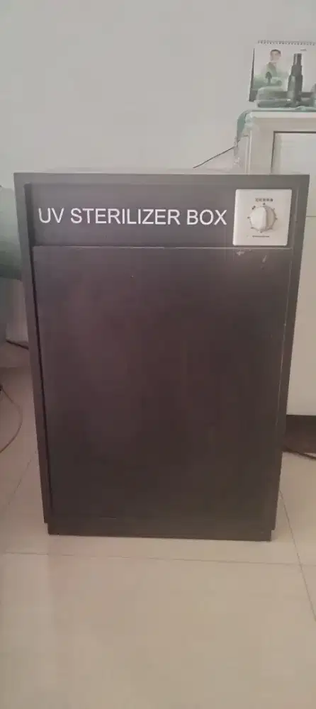 UV sterilizer box