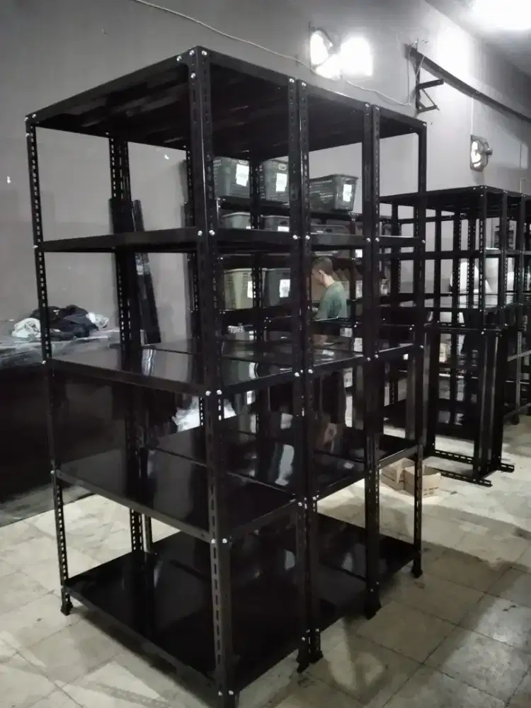 rak besi warna black siap kirim wilayah bandung