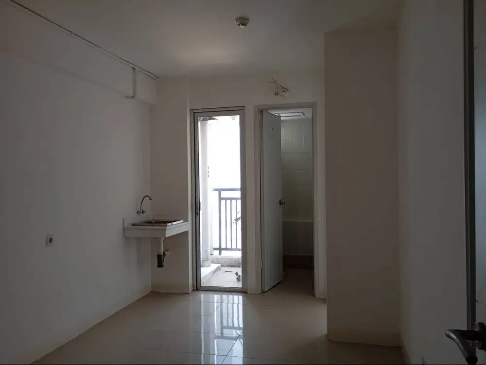 BEST PRICE! apartemen bassura city 2kamar Unfurnish- SHM- Diatas mall