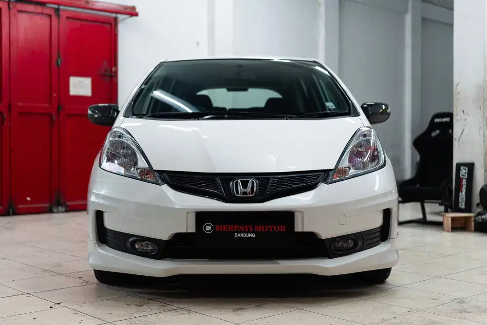Antik low KM Honda Jazz GE RS AT matic 2011 Bandung