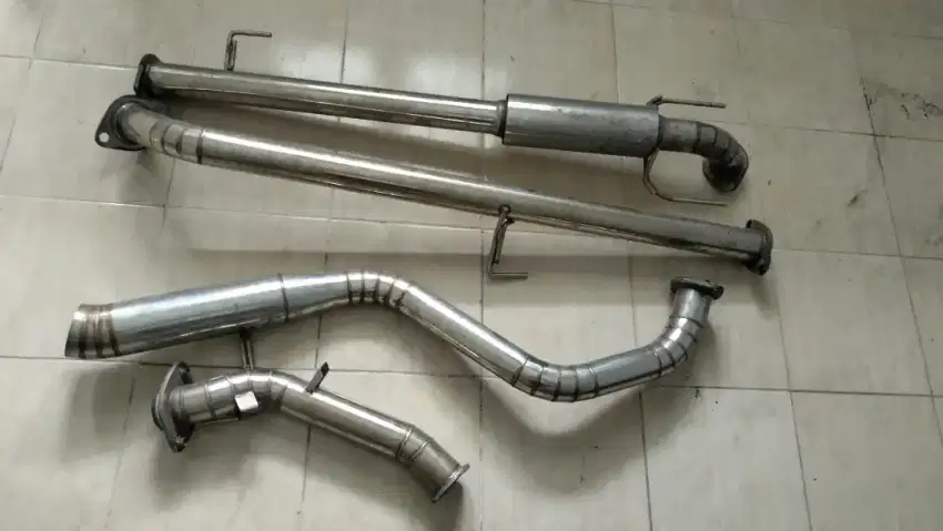 Knalpot Fortuner 2016 - 2025 masih bagus