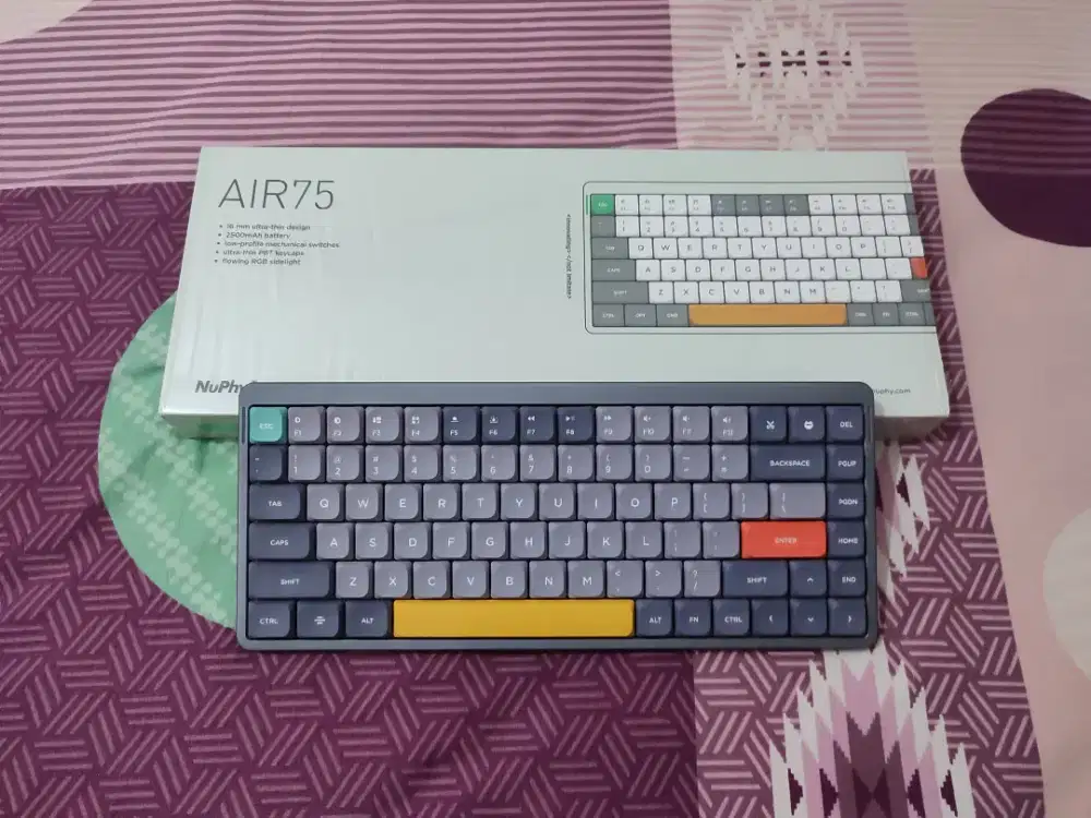 [Nego] Nuphy Air75 v1 Slim Mechanical Keyboard
- Brown Switch