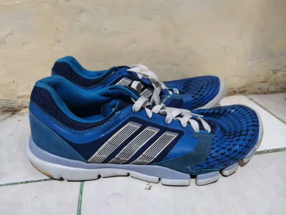 Sepatu running Adidas Adipure TR360 Original