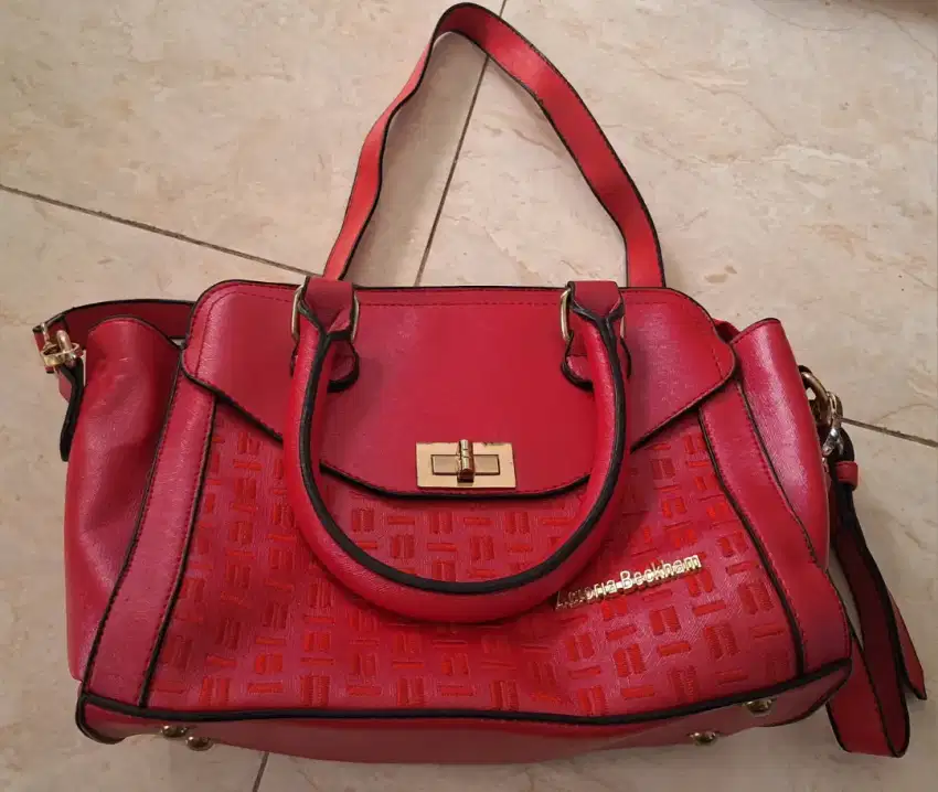 Dijual tas perempuan masih baru beli lapar mata