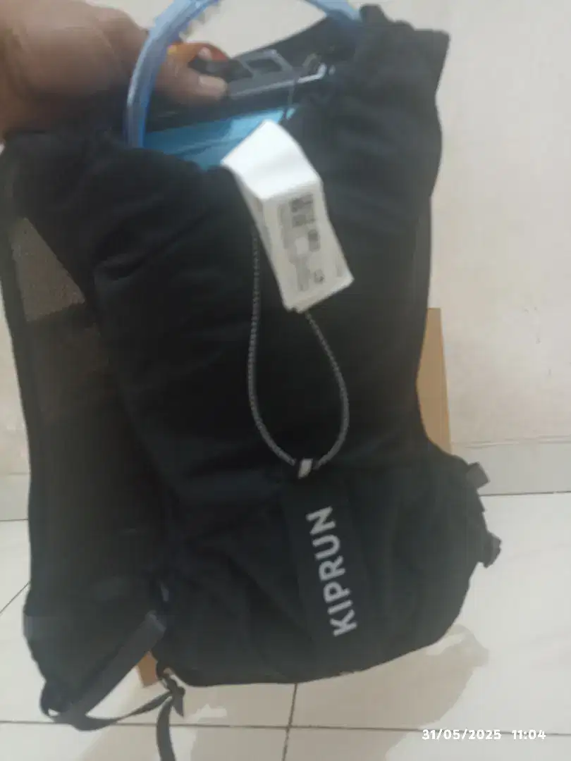 Kiprun vest 5 L Trail rompi running unisek multiple