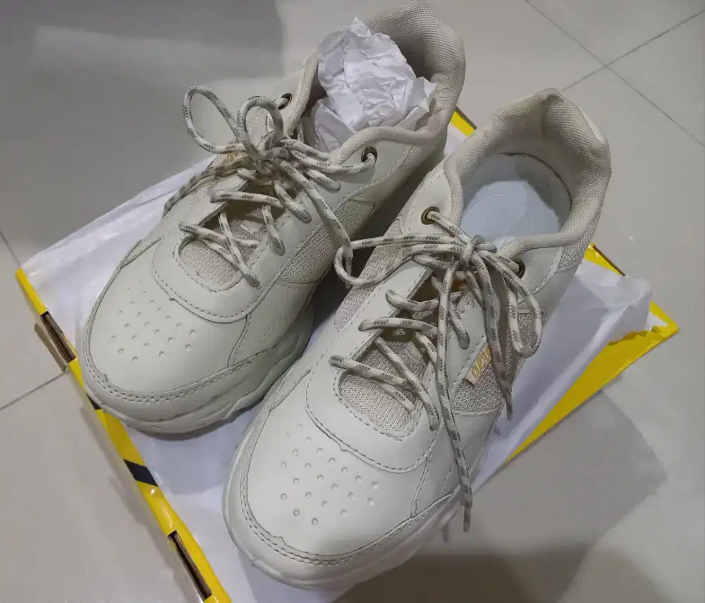 SNEAKER AEROSTREET WANITA