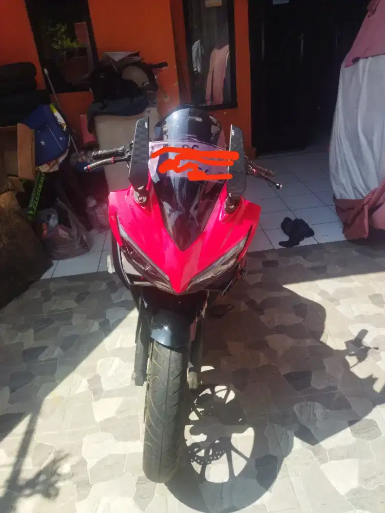Dijual Honda CBR 150R, Tahun 2019