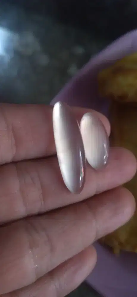 Natural batu anggur giwang  2 pcs