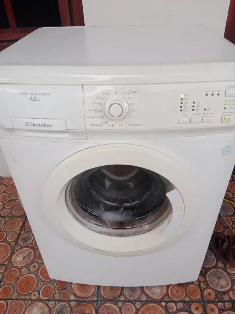 Mesin cuci electrolux front loading 6,5kg