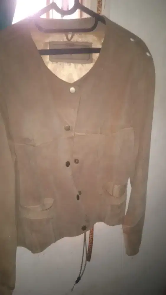 Jual aja udah ngk ke pke jkrt kulit