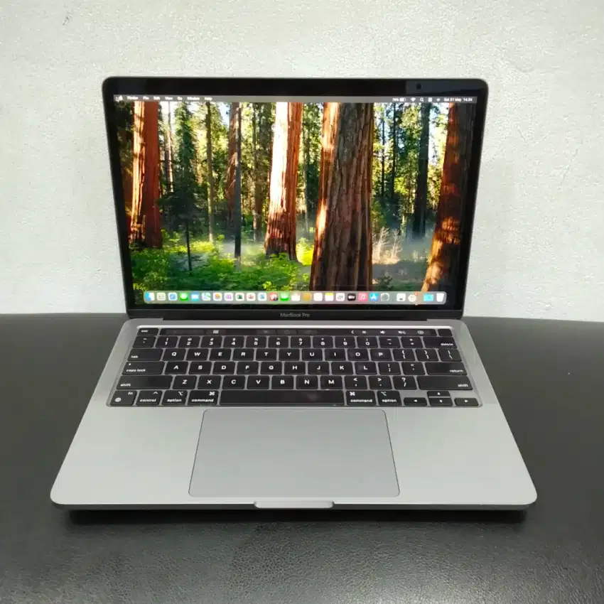 Macbook Pro Touchbar 13-inch 2020 Chip M1 RAM 16GB SSD 256GB