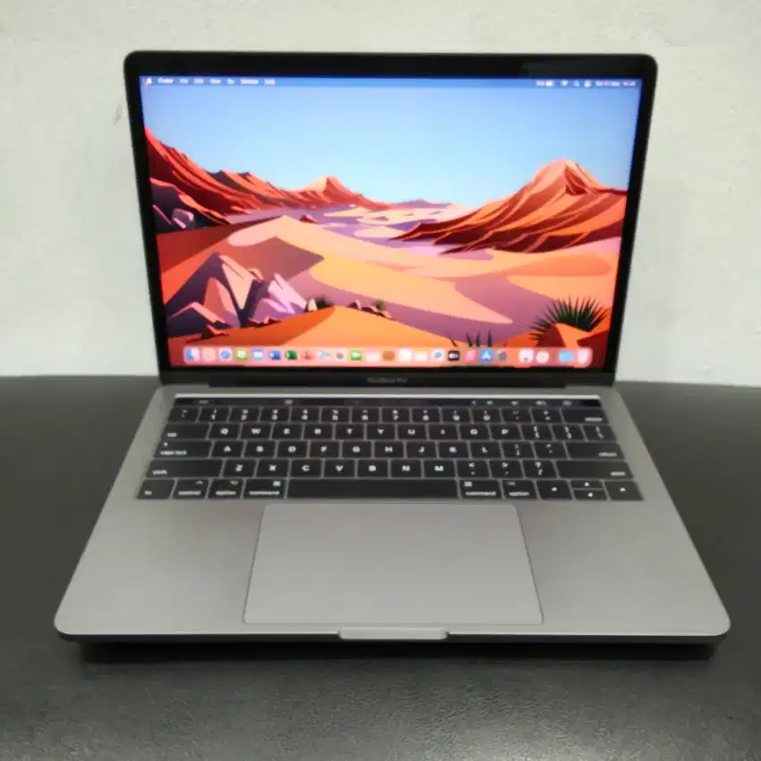 Macbook Pro Touchbar 13-inch 2017 Core i7 - 3.5GHz RAM 8GB SSD 512GB