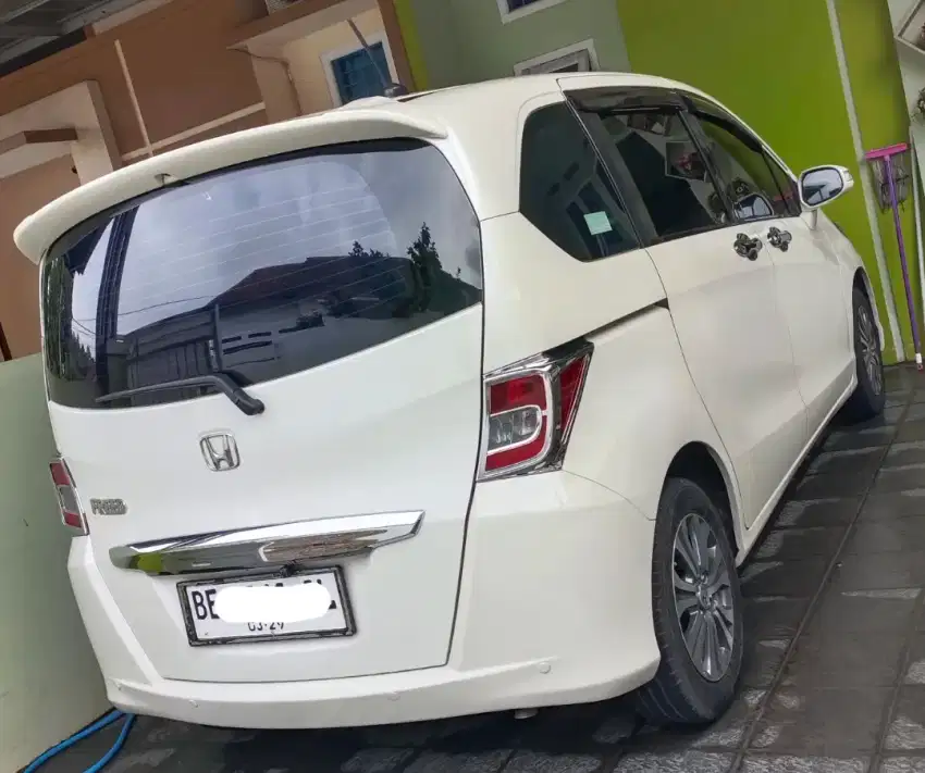 Honda freed PSD tahun 2012