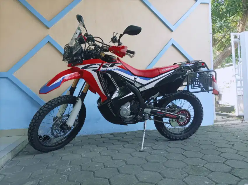 Crf 250 rally tahun 2017 motor bagus tinggal pakai