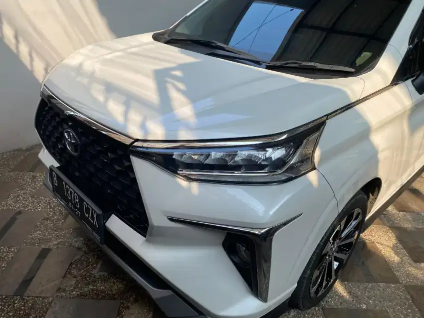 Avanza  NEW Veloz AT 2022 putih pribadi