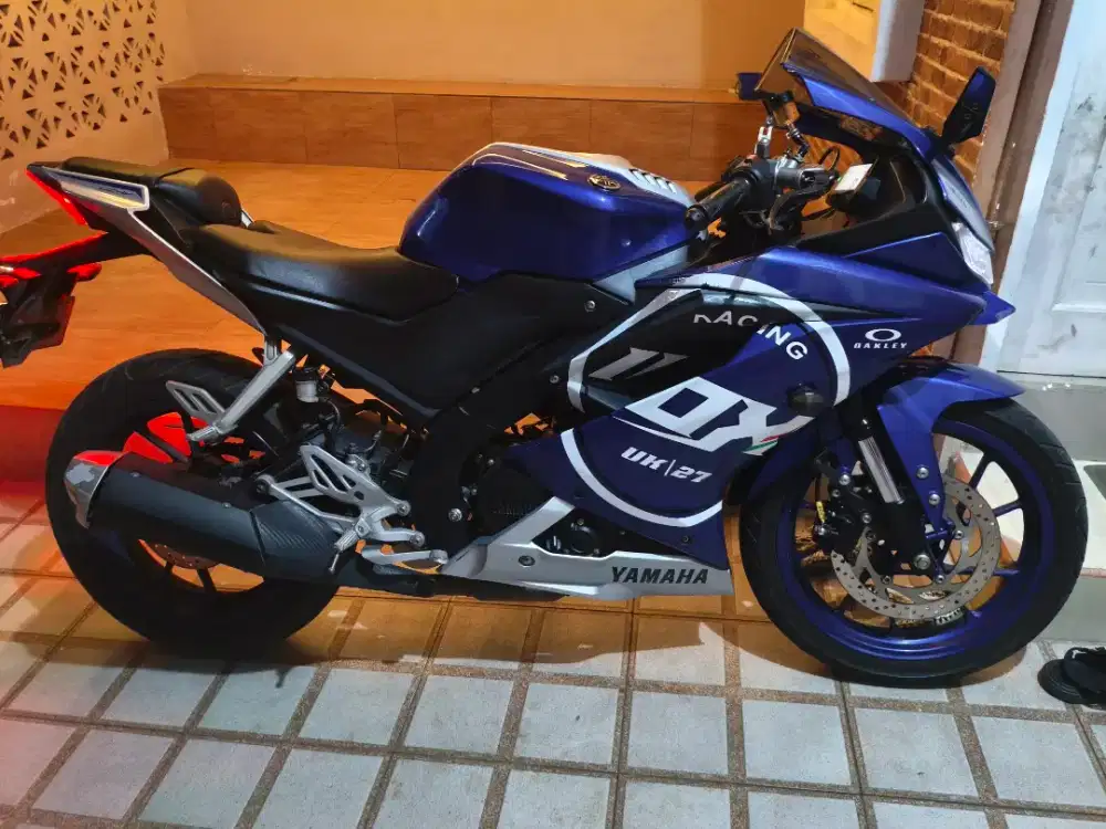 YAMAHA R 15 v3 th 2018 km low Full ori semua