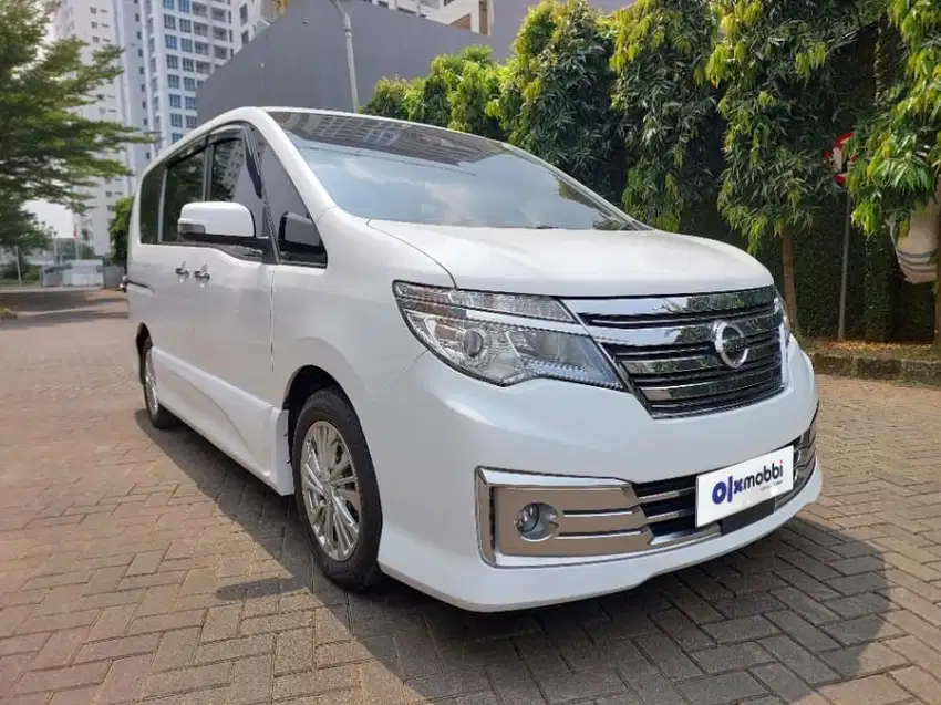 TDP 5% Nissan Serena 2.0 HWS Panoramic AT 2017 Hitam CTOEB