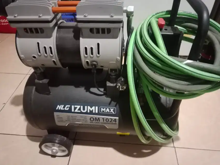 Kompresor NLG Izumi Max + Alat Cat Semprot