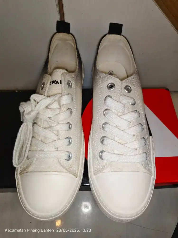 Air walk Tama size 40