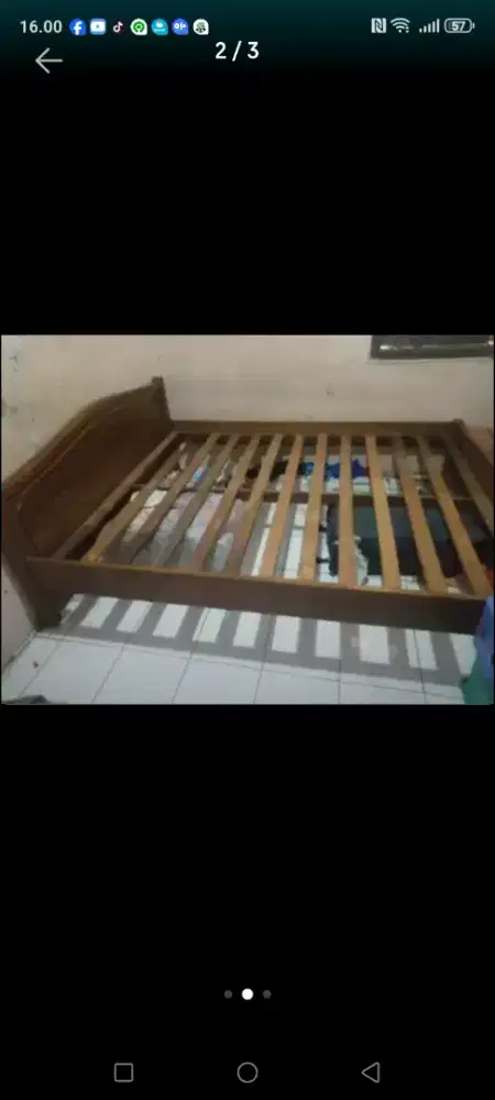 Tempat tidur j4ti