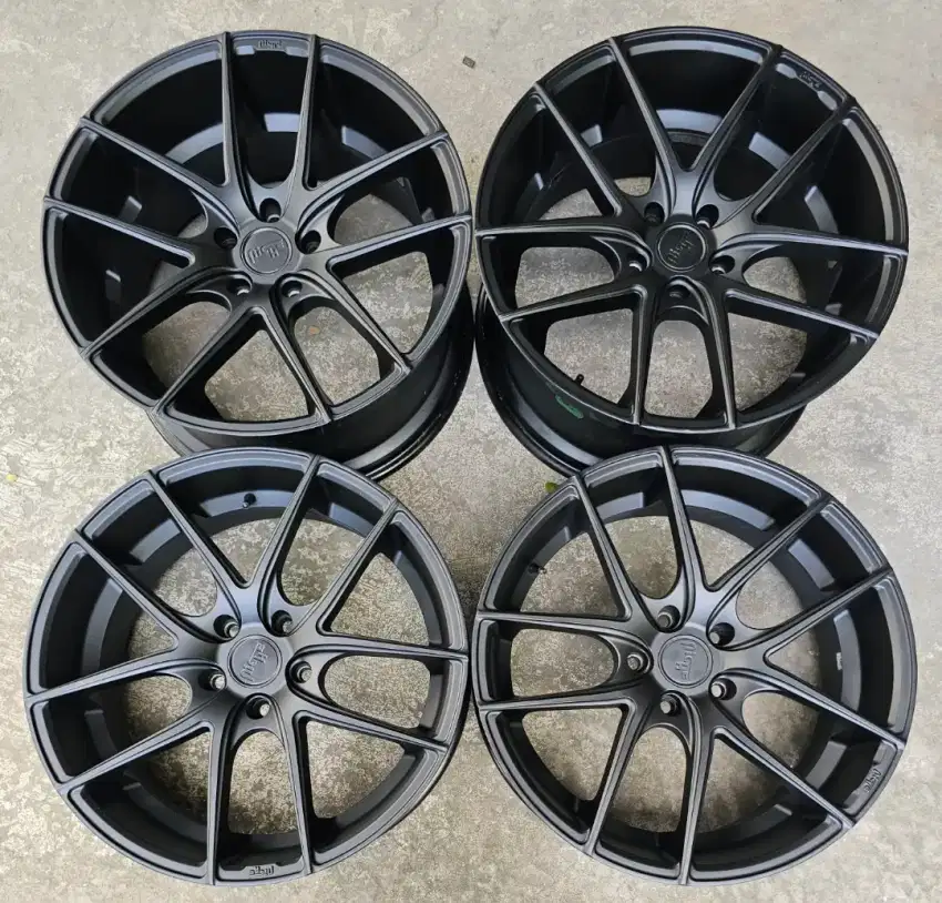 Velg ring 20 bmw pcd 5x120 original niche targa