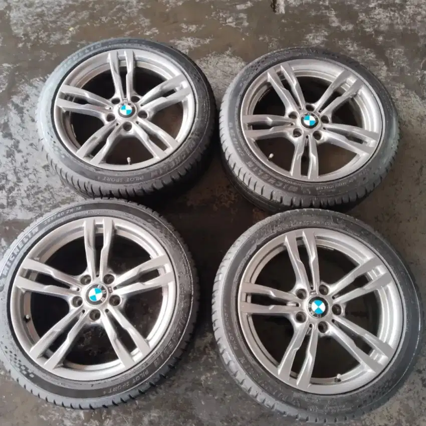 Original M Performance 330 F30 R18