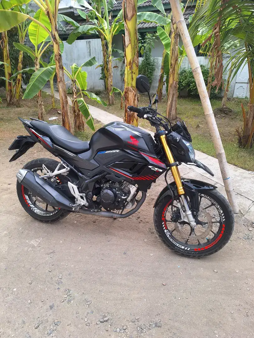 Honda CB150R 2021