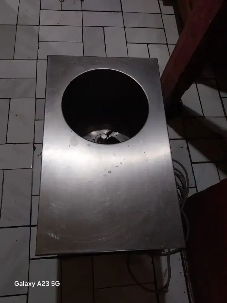 Mesin mixer roti/mie