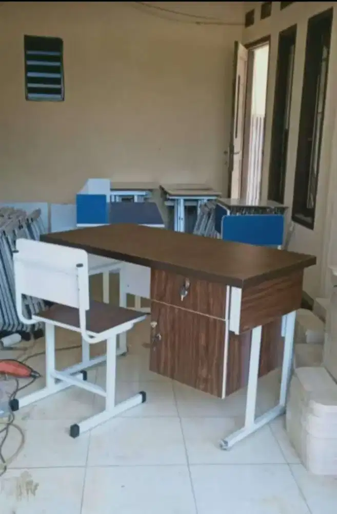 Meja kursi guru,kantor