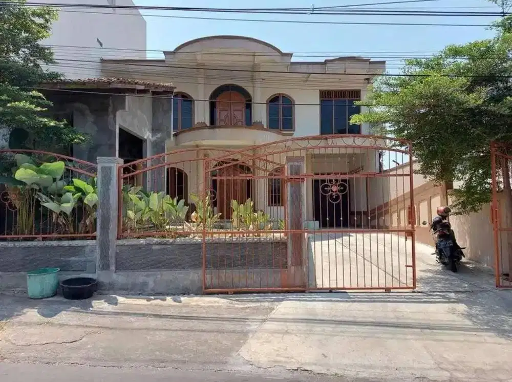 Majida Kost (Kost Campur)