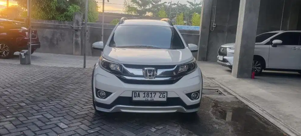 Honda BRV prestige 2018 At putih