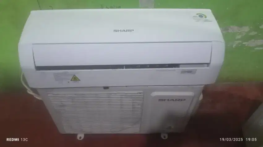 Ac sharp 1/2pk low watt r32