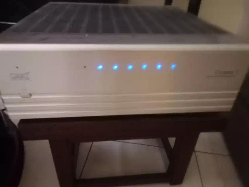 Power amplifier Cary cinema 7