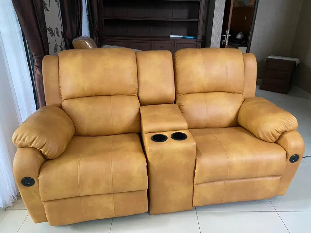 Sofa Recliner Listrik