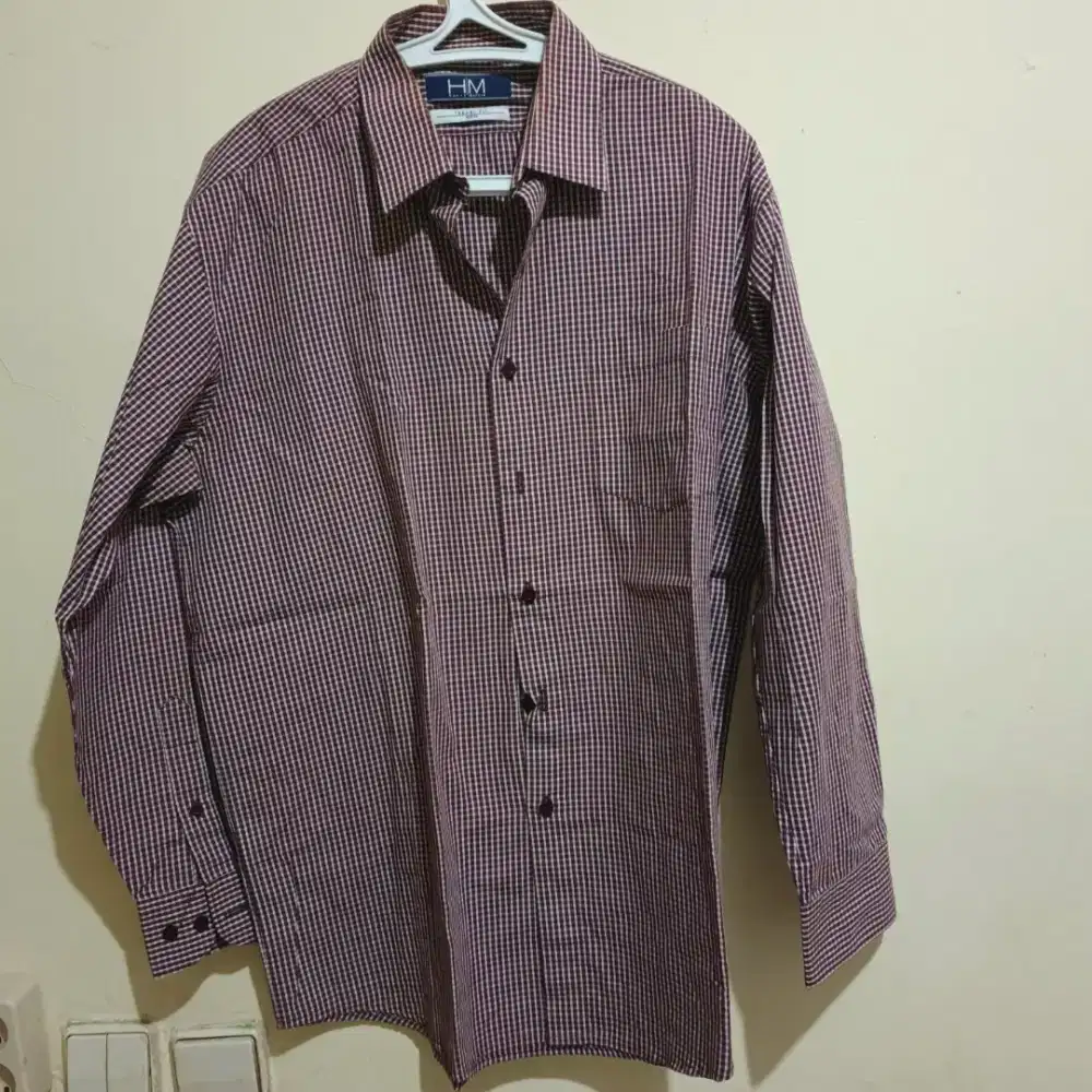 Kemeja pria lengan pendek