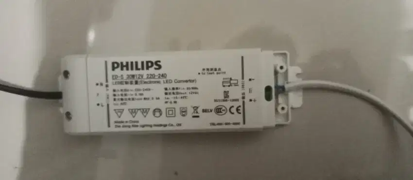PHILIPS ED-S 30W12V 220-240
‎LED Electronic LED Convertor)