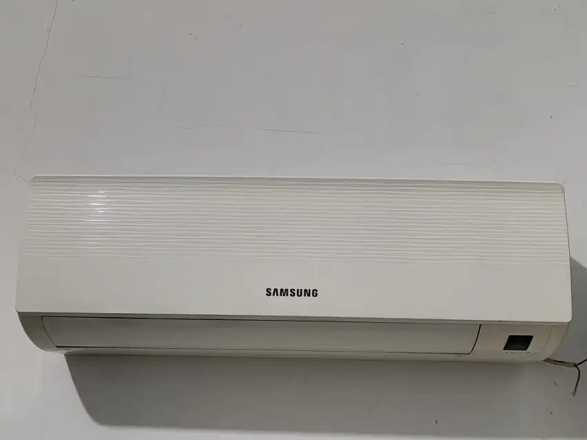 Kipas angin model ac 1pk