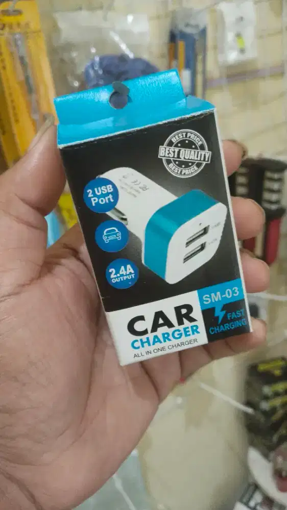 Adaptor cas HP buat mobil atau motor