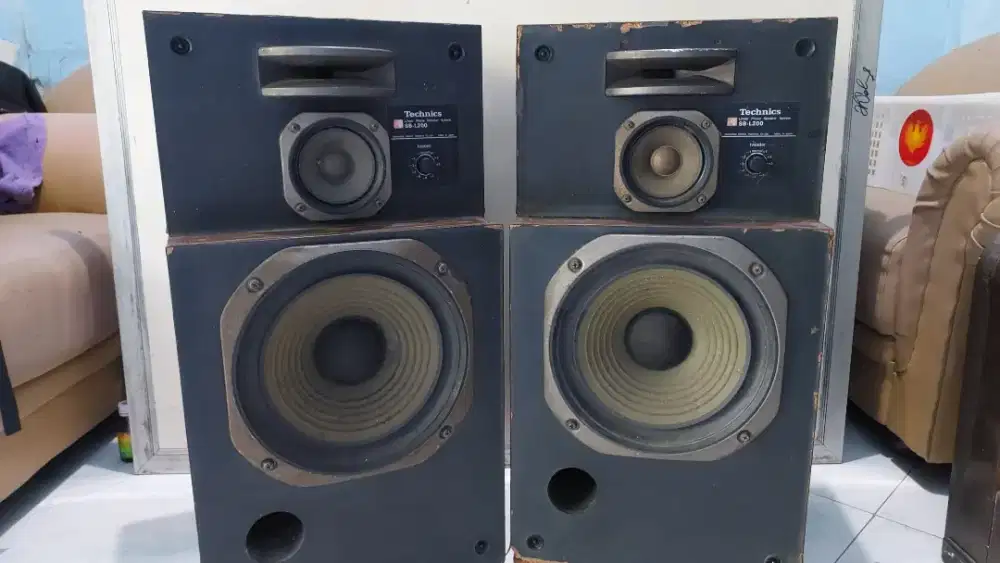 Speaker technisc SB-L200