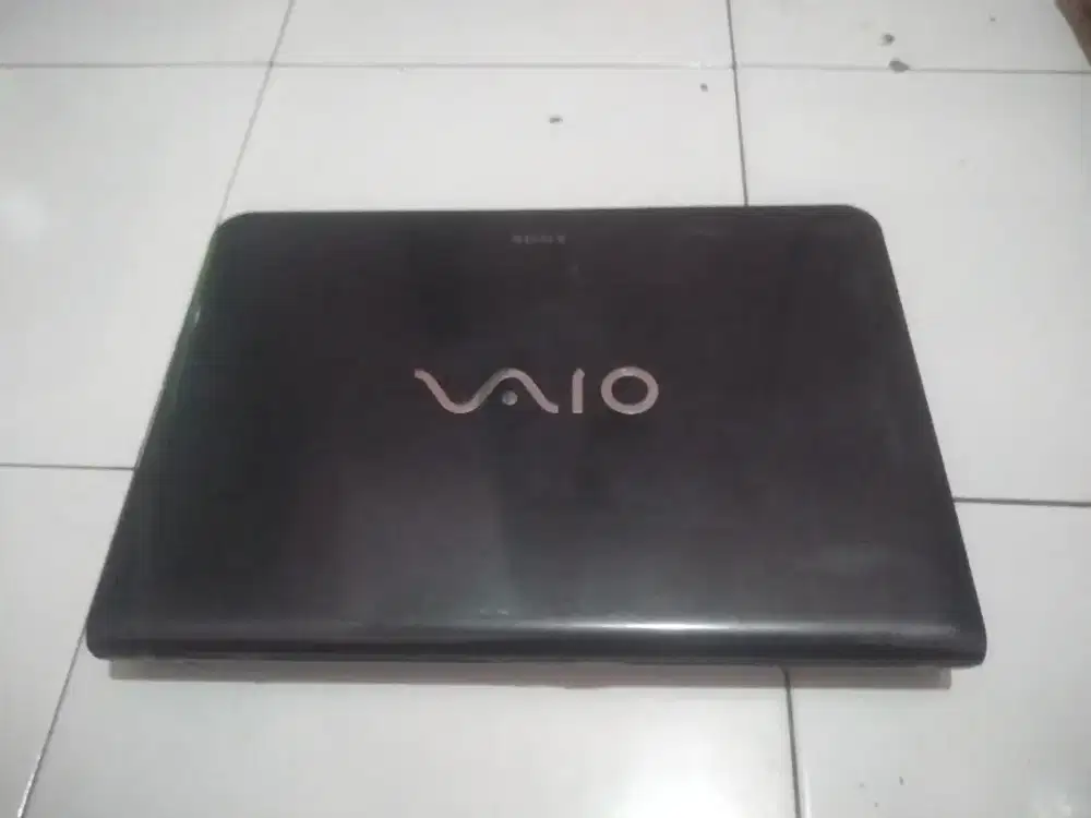 Laptop Sony Vaio corei3 Gen Awal Pretelan saja.