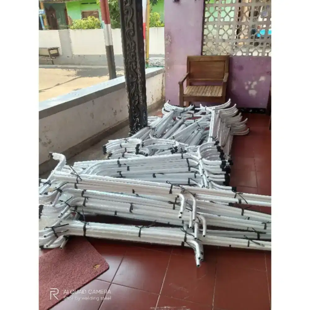 Gawangan oval display baju