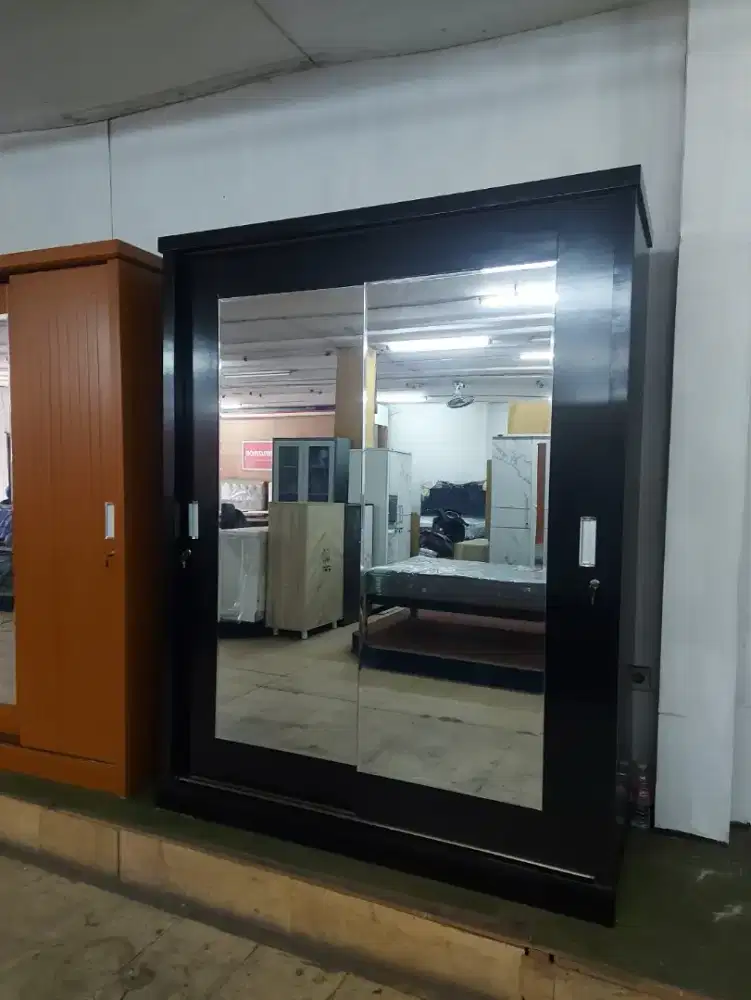 Lemari Pakaian 2 Pintu Jumbo Sliding / Geser Full Cermin - Rak Baju