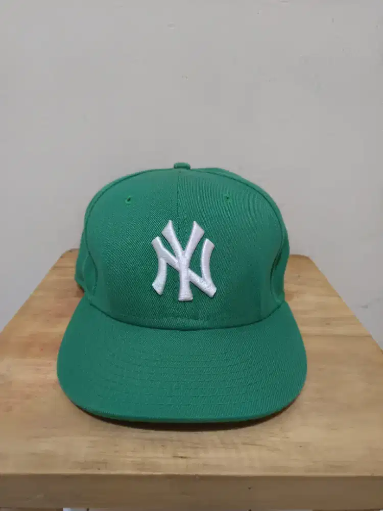 Topi baseball new era hijau