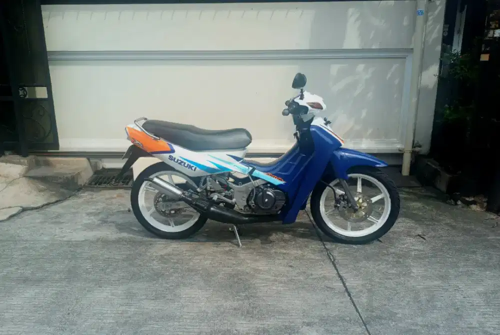 SUZUKI Satria 120 r