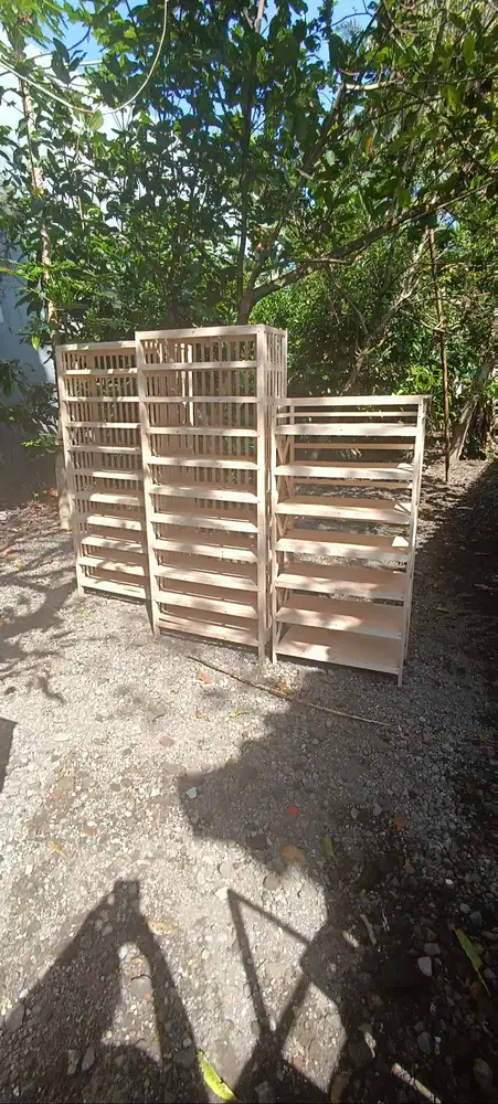 rak sepatu bisa muat 40 pasang