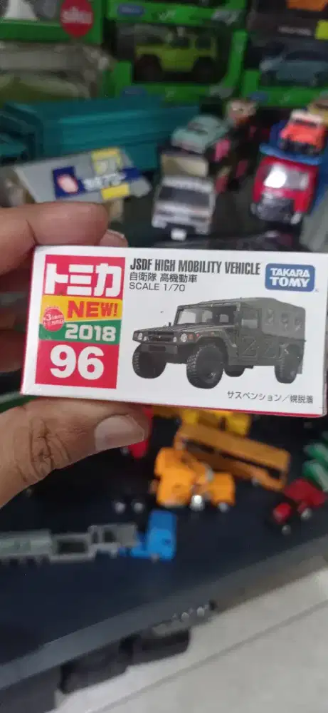 DIECAST TOMICA HUMMER