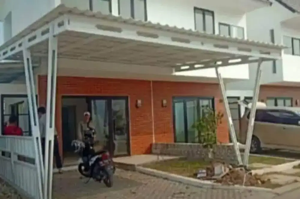 Kanopi baja ringan galvalum terpasang rapi