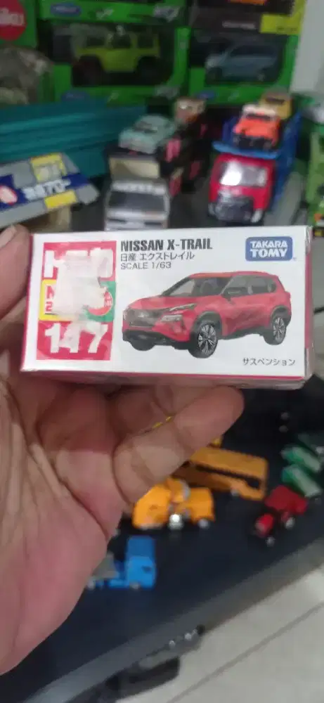 DIECAST TOMICA NISSAN X-TRAIL