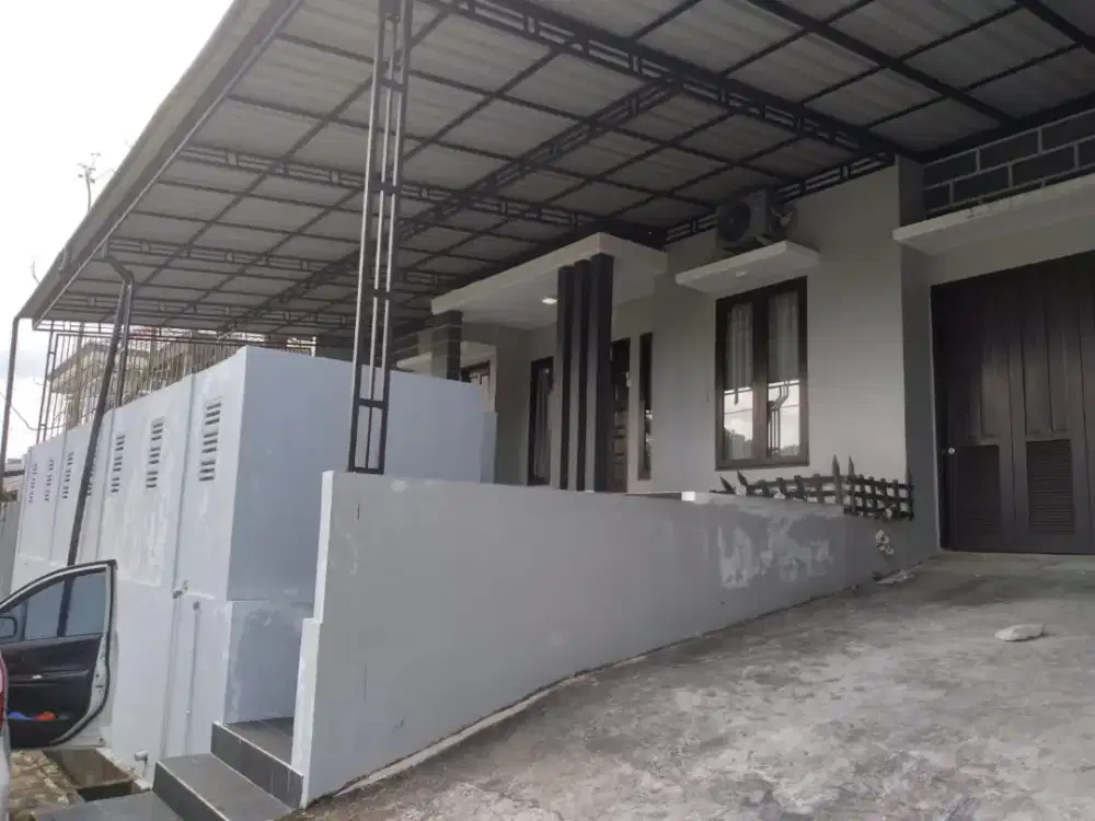 Rumah dengan tanah luas di Jual di Sepinggan Pratama.