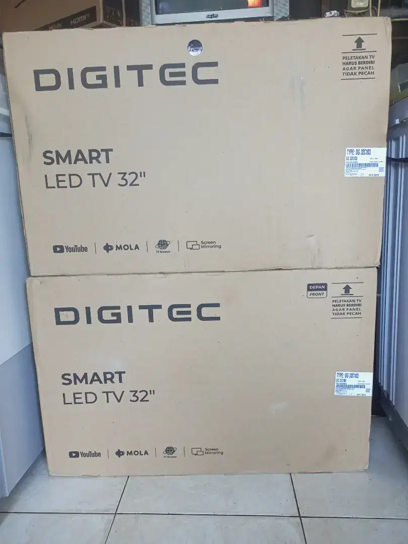 LED DIGITEC SMART TV 32INCH NEW